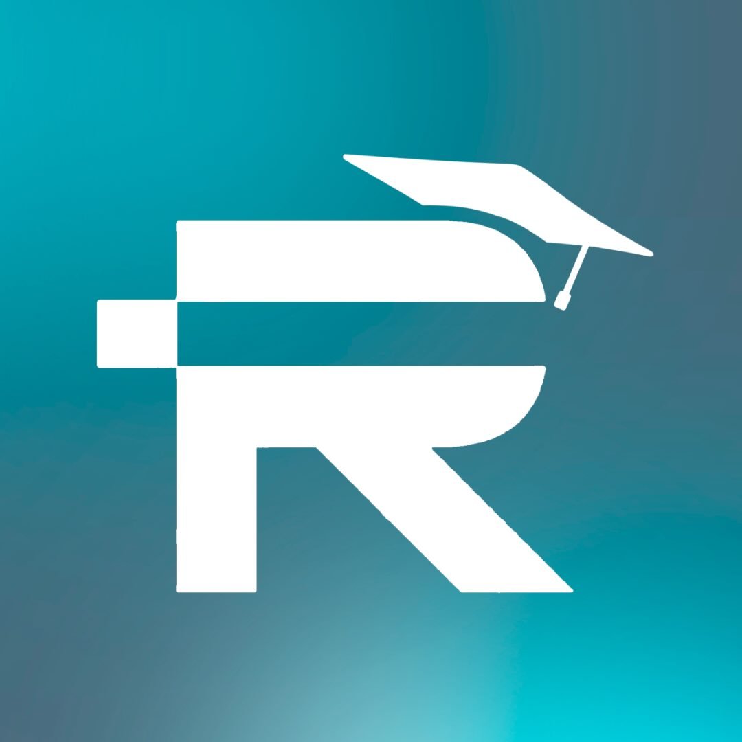 Real School logosi